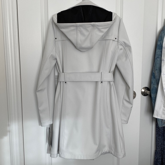 London Fog Weather Trench - Picture 5 of 16